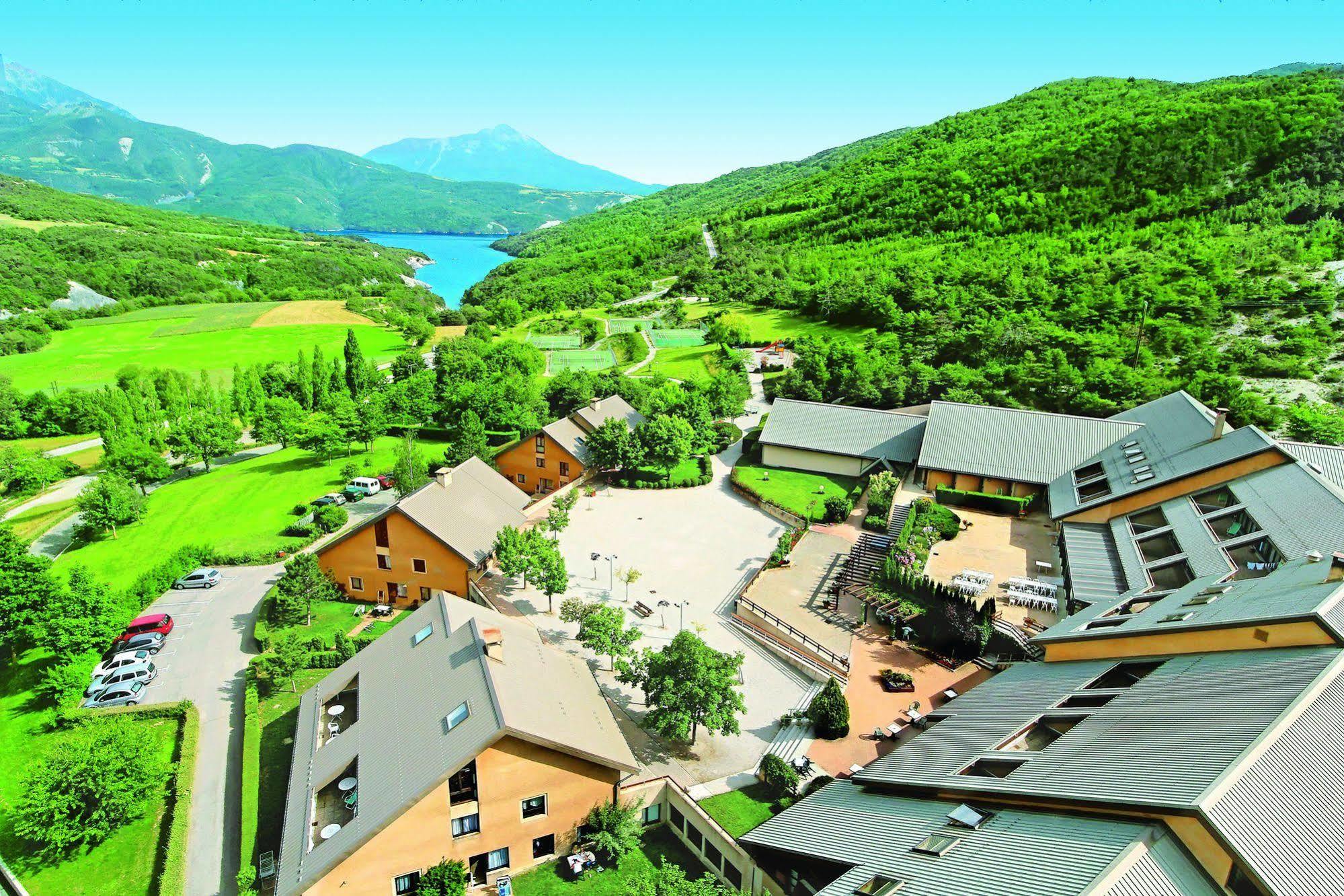 Club Vacances Bleues Les Horizons Du Lac Шорж Экстерьер фото